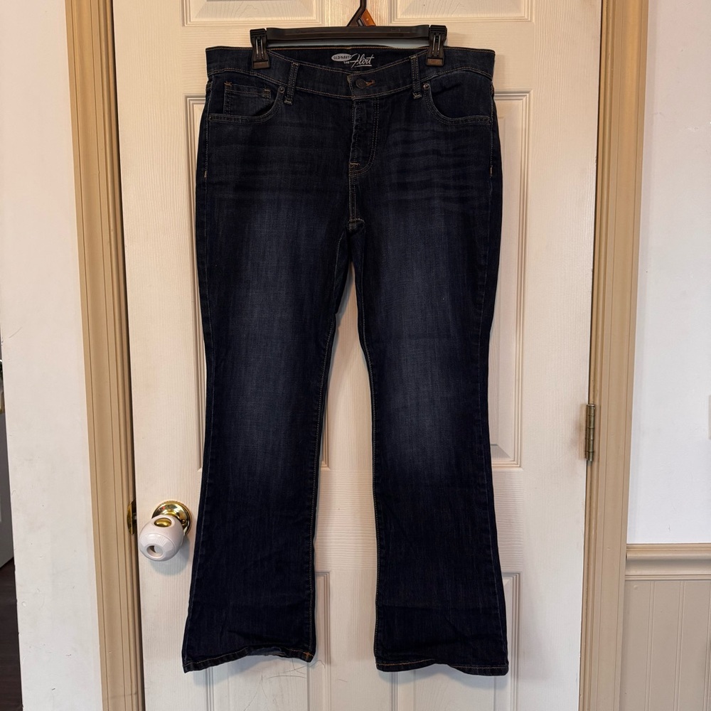 Old Navy The Flirt Jeans Bootcut Size 12 Short Dark Wash Mid Rise Stretch Denim